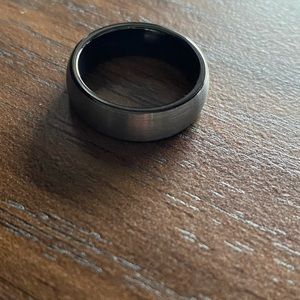 NWT Unisex Size 7 Silver & Black Tungsten Ring